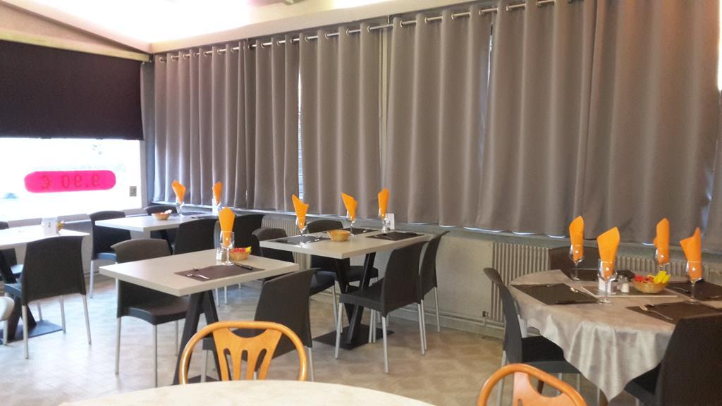 Pension Hotel Restaurant De La Place Voujeaucourt Екстериор снимка